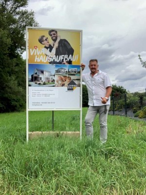 BAUEN SIE IHR EIGENES HAUS UND ERLEBEN SIE IHR FAMILIENGLÜCK! TELEFON 01714863595
