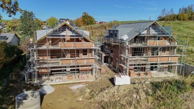 Attraktive 4-Raum Eigentumswohnung im Erdgeschoß mit großem Balkon – Energieeffizient und komfortabel