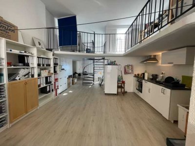 Gewerbe TE2: airbnb, Kiosk, etc. Vielseitig mit Galerie, Lager& Souterrain in Schöneberg