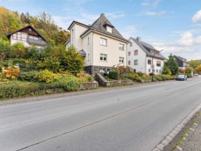 Einfamilienhaus/ Kapitalanlage umfassend modernisiert in 59955 Winterberg