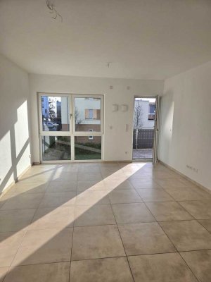 Stilvolle 3-Zimmer mit Balkon & Tiefgarage