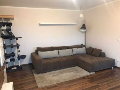 Ansprechende und gepflegte 3-Zimmer-Wohnung mit geh. Innenausstattung mit Balkon und EBK