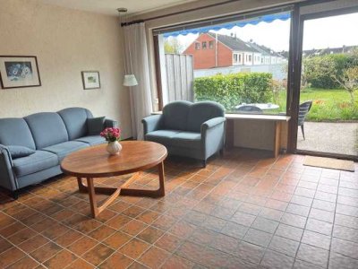 Gepflegtes Reihenhaus mit schönem Garten in Kiel Mettenhof
