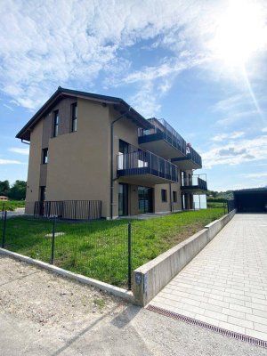 Erstbezug: Stilvolle 4-Zimmer-Wohnung mit Garten und Terrasse in Lengfelden!