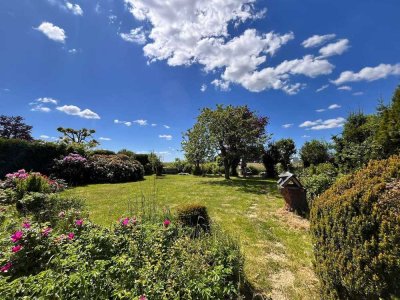 Für Handwerker & Sanierer: Einfamilienhaus mit schönem Garten & Wintergarten in Top-Wohnlage