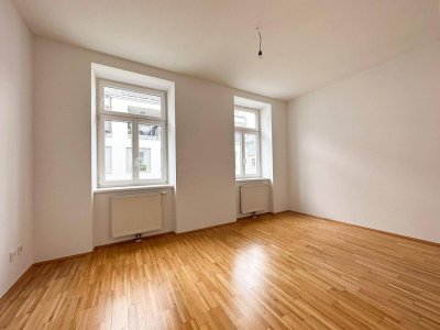 STILVOLL SANIERTER ALTBAU: geräumige 2-Zimmerwohnung im 2. Liftstock | AKH NÄHE