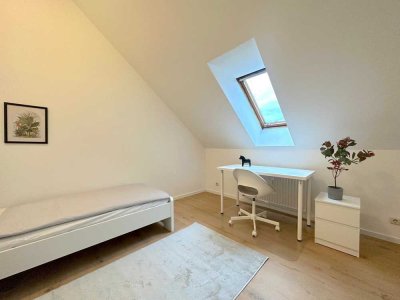 WG-Zimmer möbliert | Erstbezug sanierte Wohnung | Hanau | 5er WG �