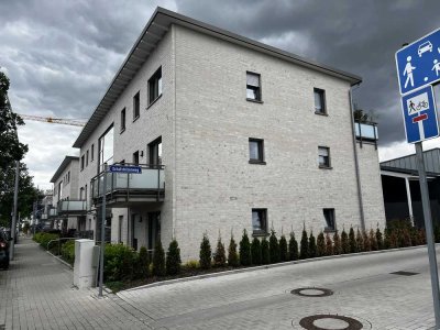 2-Zimmer-Wohnung mit Einbauküche und großer Terrasse inkl. Service