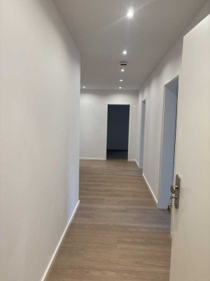 Hochwertige 3-Zimmer-Erdgeschosswohnung mit Terrasse