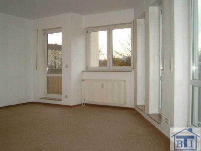 Hell und bequem - Wohnung mit Balkon und Aufzug!