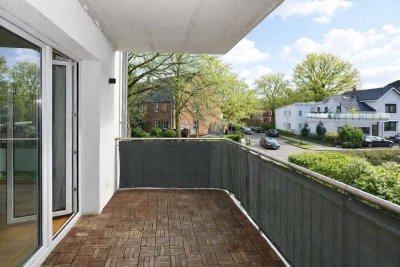Großzügige 2-Zimmer-Wohnung mit Balkon, ca. 35 m² Gartenanteil & viel Tageslicht in Hamburg-Schnelse