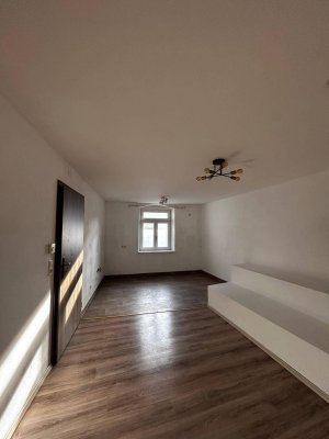 Gemütliche 2-Zimmer-Wohnung (ohne Küche)