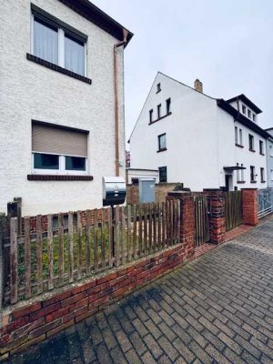 * DELITZSCH * charmante 3 Zimmer Einheit * kleiner Garten * Carpot inkl.  * ruhiges Haus / Lage *