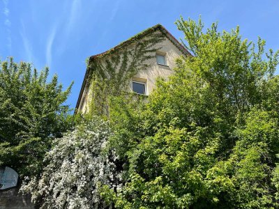 Geräumiges, preiswertes und saniertes 9-Raum-Einfamilienhaus in Osterburken