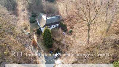 (A1536) Ein Haus am Waldrand, ganz ohne Nachbarn!