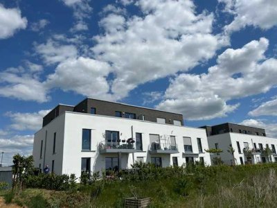 von privat: Penthousewohnung mit Dachterrasse und tollem Blick