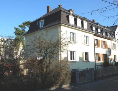 Möblierte 1,5 Zimmer Wohnung / sehr ruhig / Ginnheim