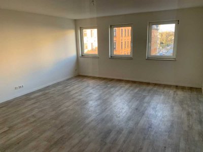 2 Zimmer - offene Wohnküche - Aufzug*