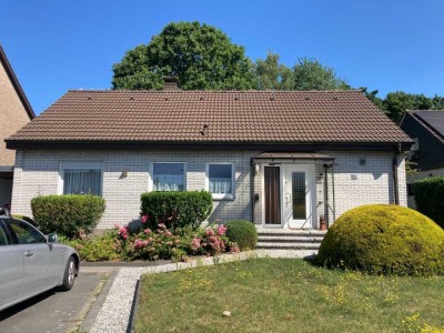 ***EFH mit viel Platz für eine große Familie**Alarmanlage, Garage und 820 qm Grundstück***