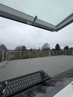 Wunderschöne moderne Maisonette-Wohnung