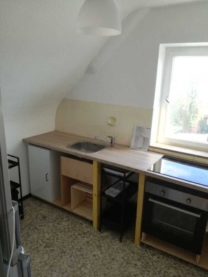 3 EINZELNE  Möblierte Studentenzimmer 70563 Stuttgart Vaihingen Brühlstraße 8