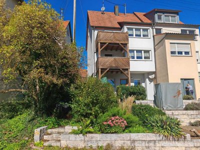Doppelhaushälfte in Dottingen in Fachwerkbauweise mit wunderschönem Garten u. Gerätehaus