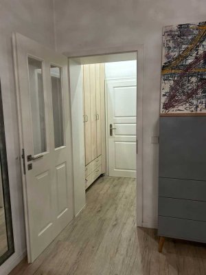 Charmante 2,5-Zimmer Wohnung im EG in München Maxvorstadt