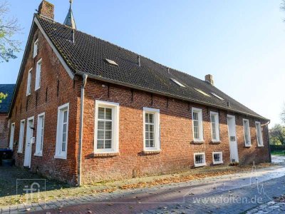 Interessante Kapitalanlage: Dreifamilienhaus im Bingumer Ortskern