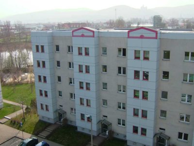 schicke, neu sanierte 3-Raum-Wohnung im Wohngebiet Harzblick