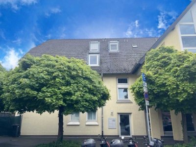 Attraktive und freistehende 2 Zi. Wohnung in zentraler Lage in Freiburg St. Georgen !