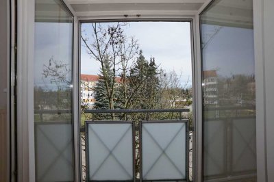 Tolle 3-Raum-Wohnung mit Balkon und Aufzug in Marienthal