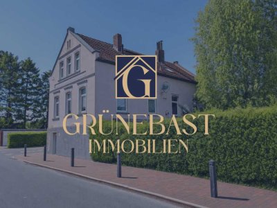 Zweifamilienhaus: Sanierungsobjekt mit Geschichte und markanter Erscheinung