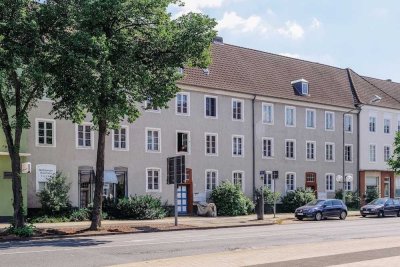 Schöne Wohnung mit Tageslichtbad // EG rechts