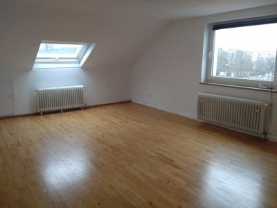 Gepflegte 2-Zimmer-Wohnung im 2. OG in Bayreuth