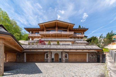 Penthouse-Wohnung im alpinen Stil mit Hornblick ( 01960 )