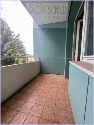 Eigentumswohnung mit 2 Schlafzimmer, Wohnzimmer mit Balkon; Küche, Bad, WC, Parkplatz, Garten...