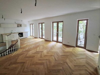 Lebendig wohnen: 4-Zimmer-Wohnung in Friedrichshain