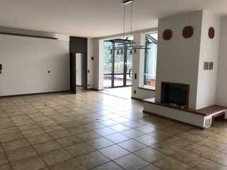 Sehr schöne luxuriös ausgestattete 3-Zi-Wohnung mit Balkon und Wintergarten in Duisburg-Neumühl