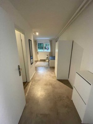 Möblierte/Renovierte 1 Zimmer Souterrain Wohnung in Karlsruhe