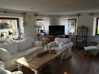 Idyllisch gelegen, 6-Zimmer-Maisonette-Wohnung in Leutkirch im Allgäu