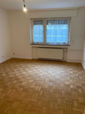 Helle 3 Zimmerwohnung mit Balkon