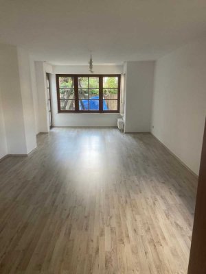Helle 2,5-Zimmer Wohnung im EG in Heimsheim