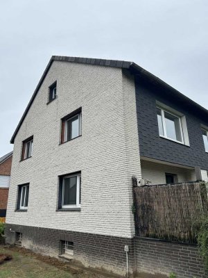 Ansprechende 3-Zimmer-Wohnung mit Terrasse und Garten in Luthe