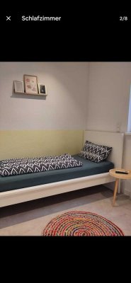 WG ZIMMER 
450 € - 10 m² - 1.0 Zi.