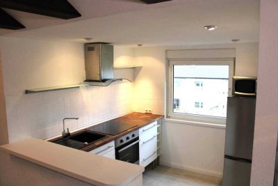 renovierte & möblierte DG Wohnung in zentraler ruhiger Lage von Ratingen