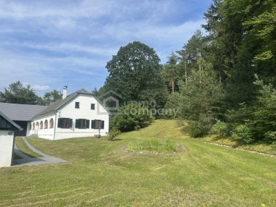 Sooo schön - Charmantes Bauernhaus mit ca. 1 ha Grund in Einzellage