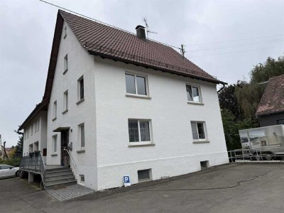 Charmante Doppelhaushälfte mit großem Potenzial und idyllischem Garten in Dieterskirch