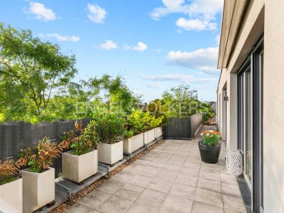 Barrierefreies, lichtdurchflutetes Penthouse mit Sonnenterrasse, Fahrstuhl und Tiefgaragenstellplatz