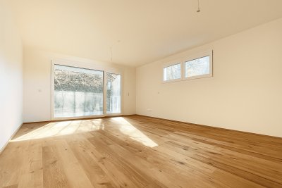 Stilvoll wohnen mit Freiraum – Exklusive 3-Zimmer-Wohnung mit Außenfläche!