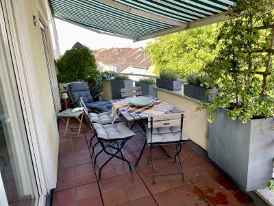 Dachgeschosswohnung - mit Balkon und Kamin